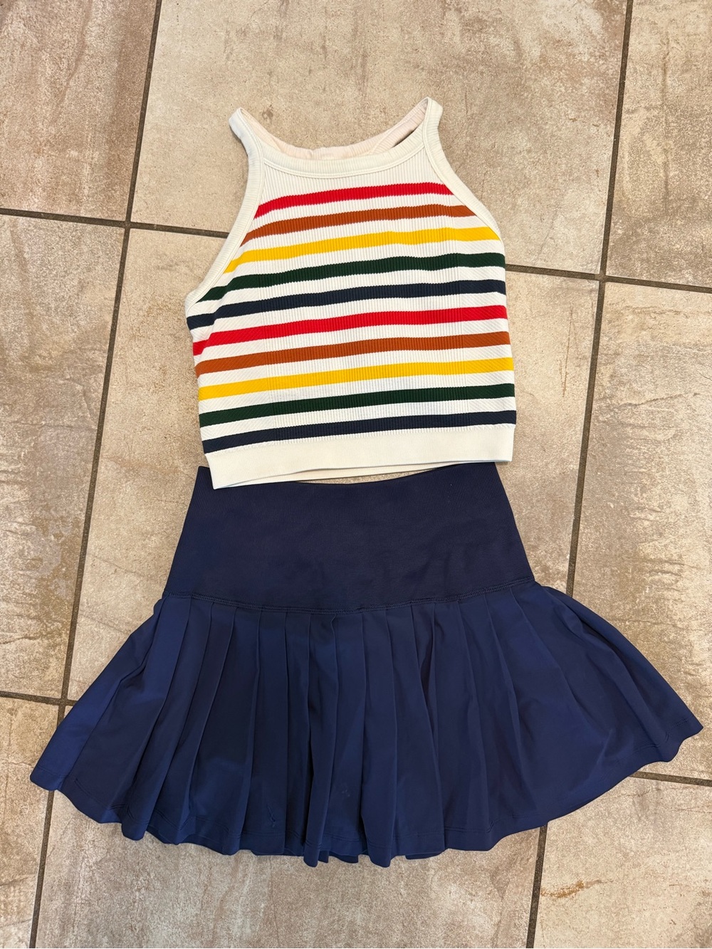Wilson Navy Pleated Tennis Tank and Skirt Set - M